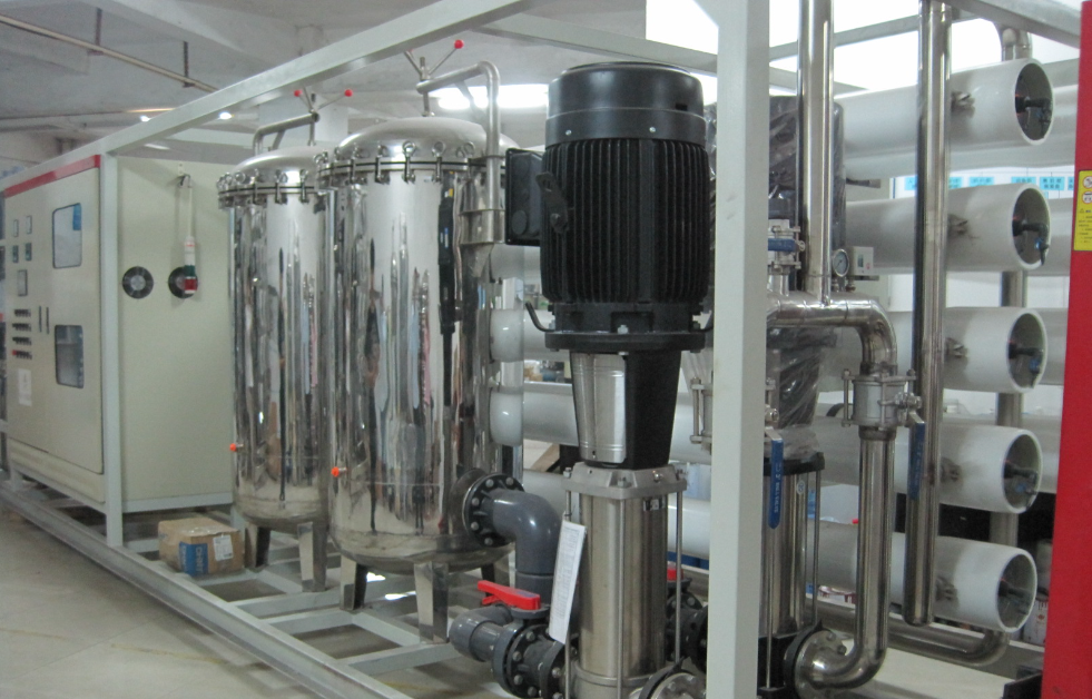 安徽新材料12t/h反滲透純水設(shè)備項(xiàng)目